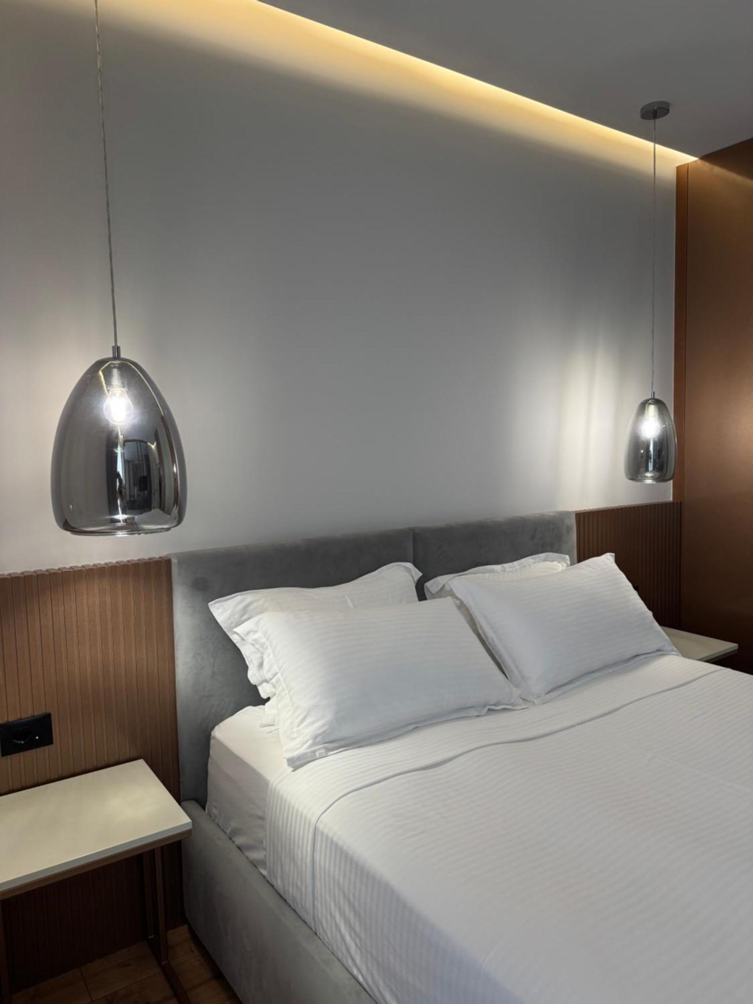 Compas Boutique Hotel Golem  Bagian luar foto