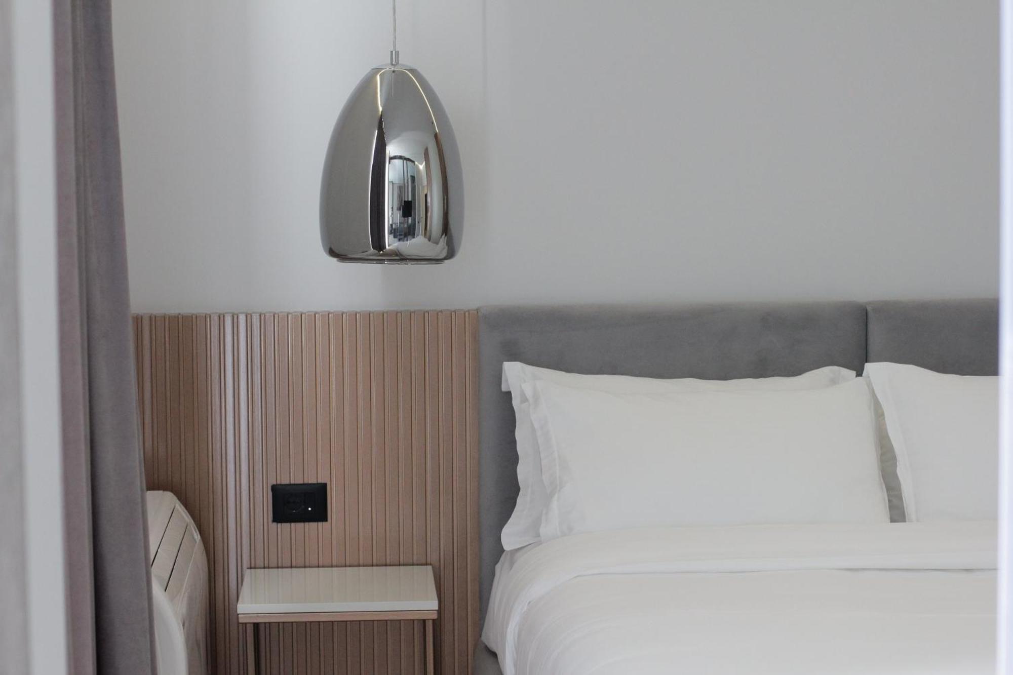 Compas Boutique Hotel Golem  Bagian luar foto